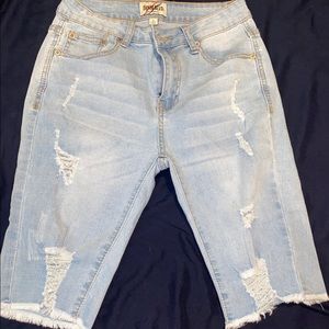 Bermuda shorts 👖LIGHT BLUE